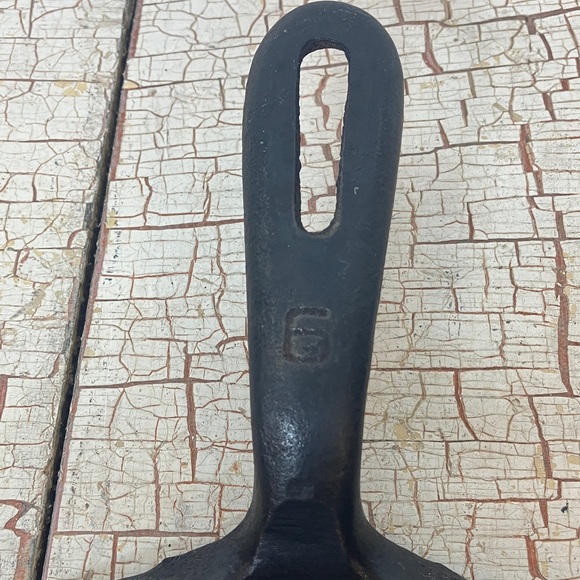 Cast iron griddle - Picture 5 of 9